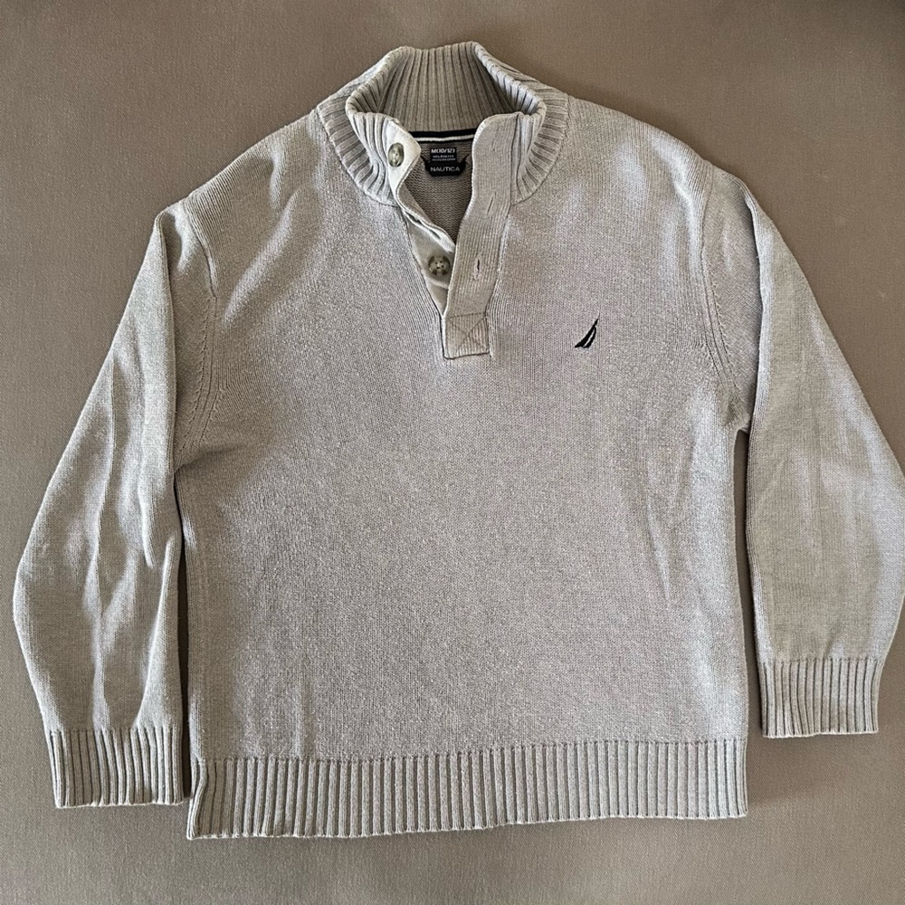 Nautica Kids Light Gray Pullover Sweater size medium 10/12
